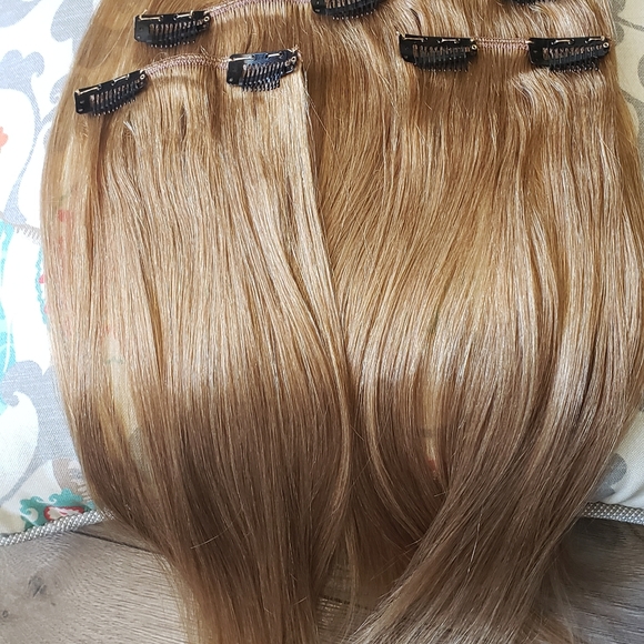 🆕️ Brand New 5 pc Clip in Hair Extensions 12 inch 🌱 - Picture 3 of 6